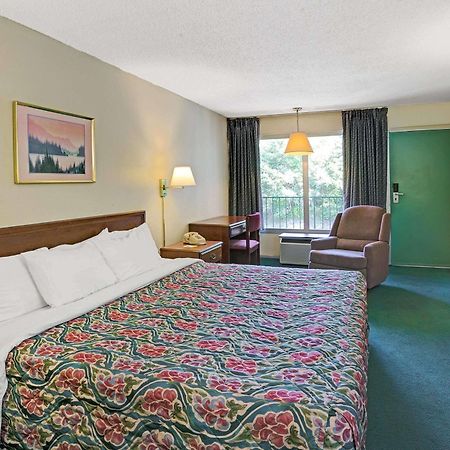 Days Inn By Wyndham Jellico - Tennessee State Line Extérieur photo